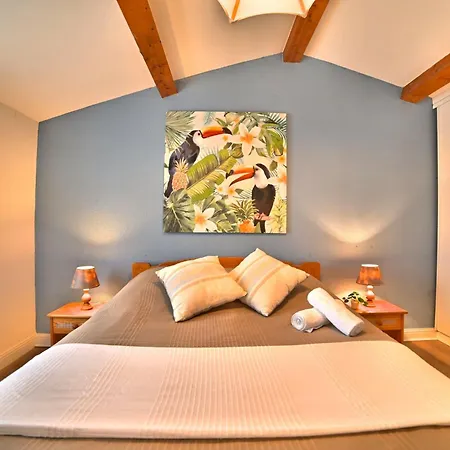 Les Coutures By Interhome