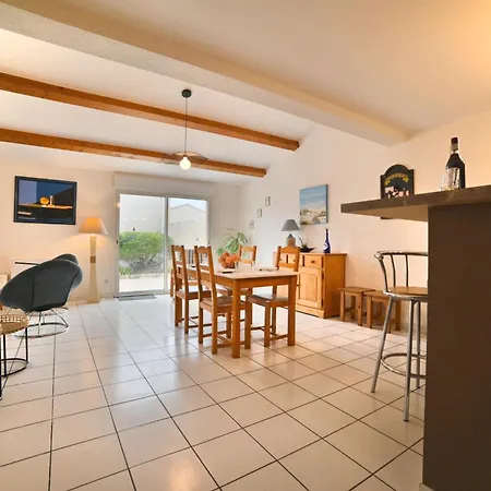 Les Coutures By Interhome Dom wakacyjny Saint-Pierre-d'Oleron
